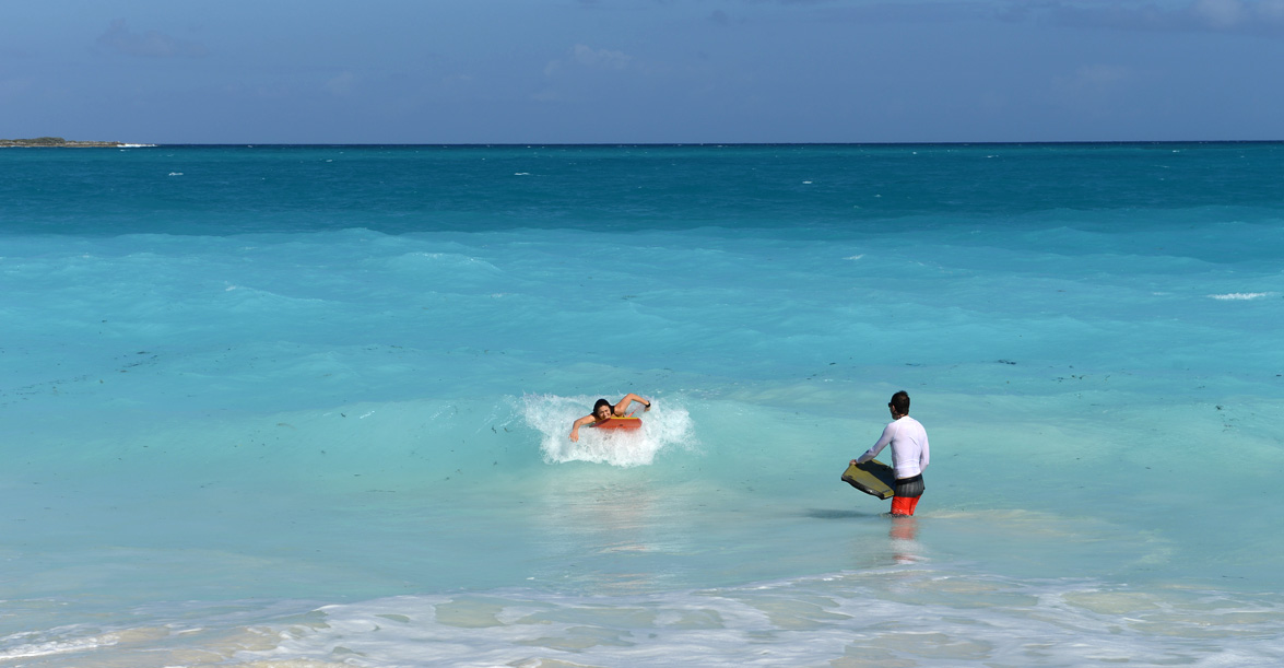 Dilly Crab Exuma - Surfing 2